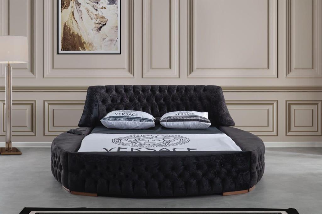 VERSACE 3